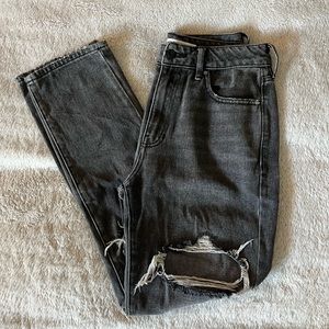 Black High-Waisted Pacsun Ripped Mom Jeans